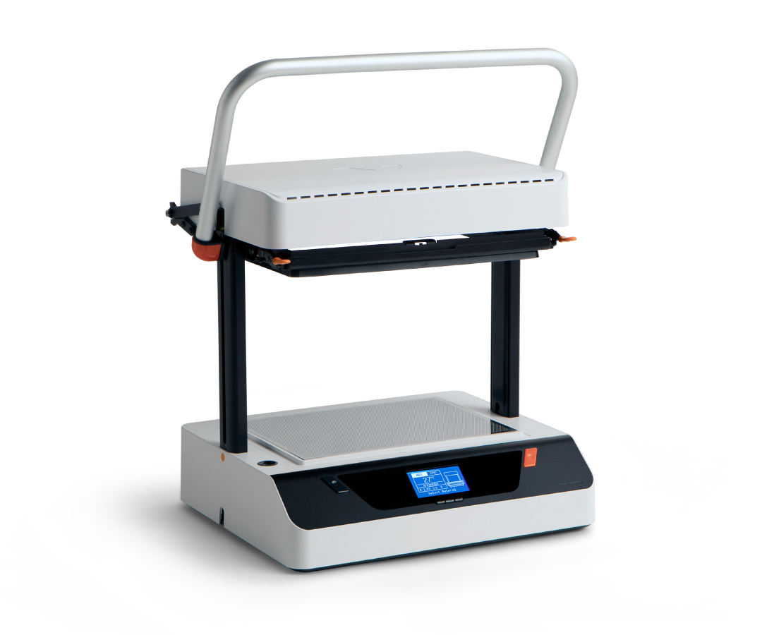 Vacuum Forming Machine